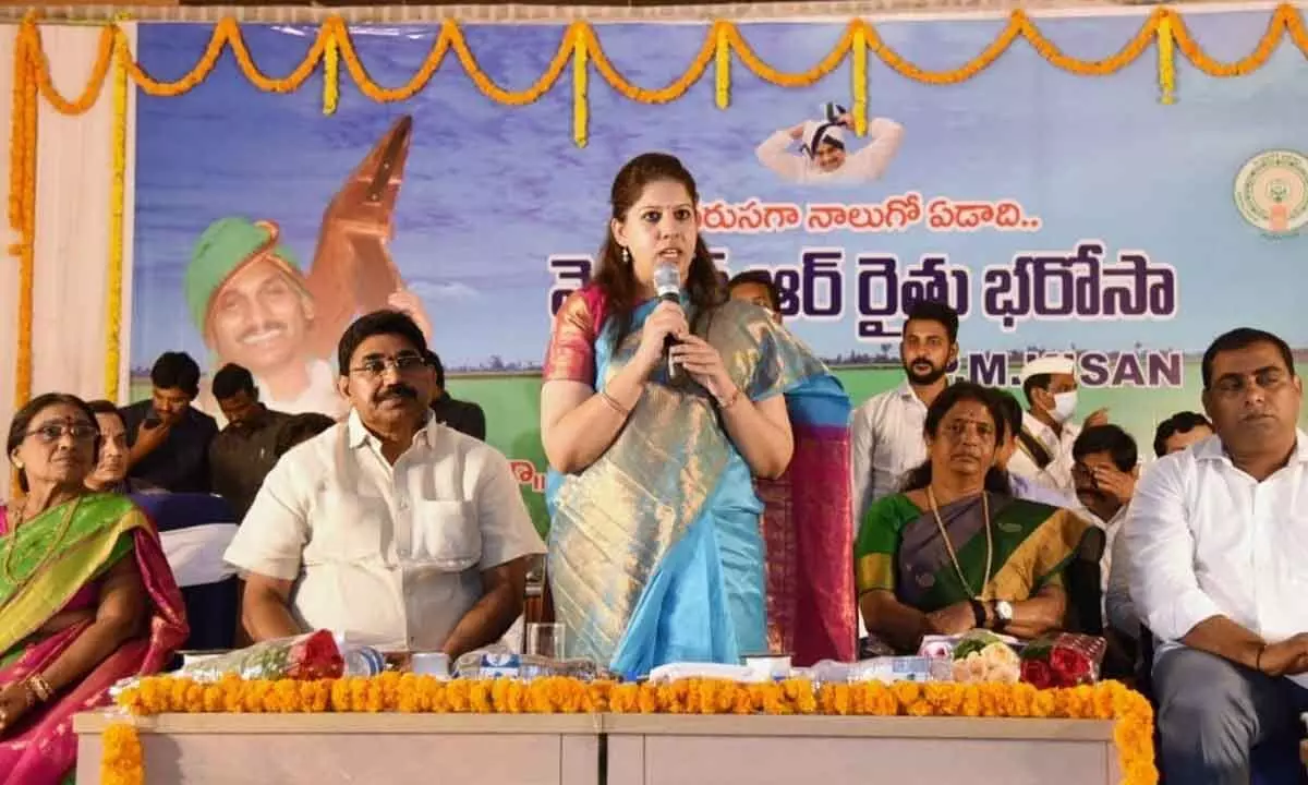 Kakinada District Collector Krithika Shukla addressing a meeting at Pithapuram  on Monday