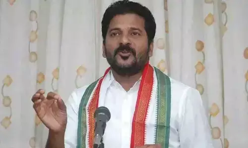 Revanth wants govt to raise upper age cap for police jobs