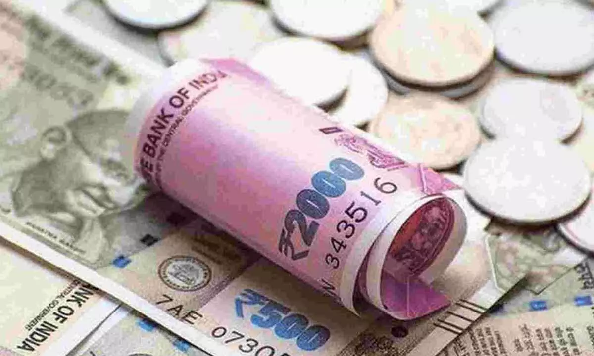 Rupee hits record low as FII outflows continue