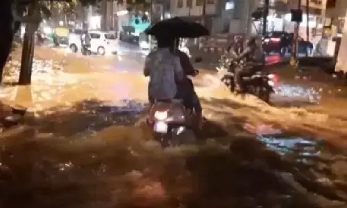 Two dead as heavy rainfall pounds Bengaluru