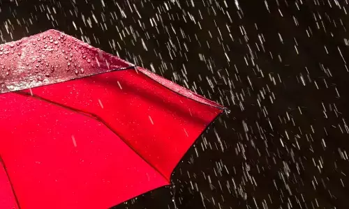 Heavy rain lashes Zaheerabad; parts of Medak