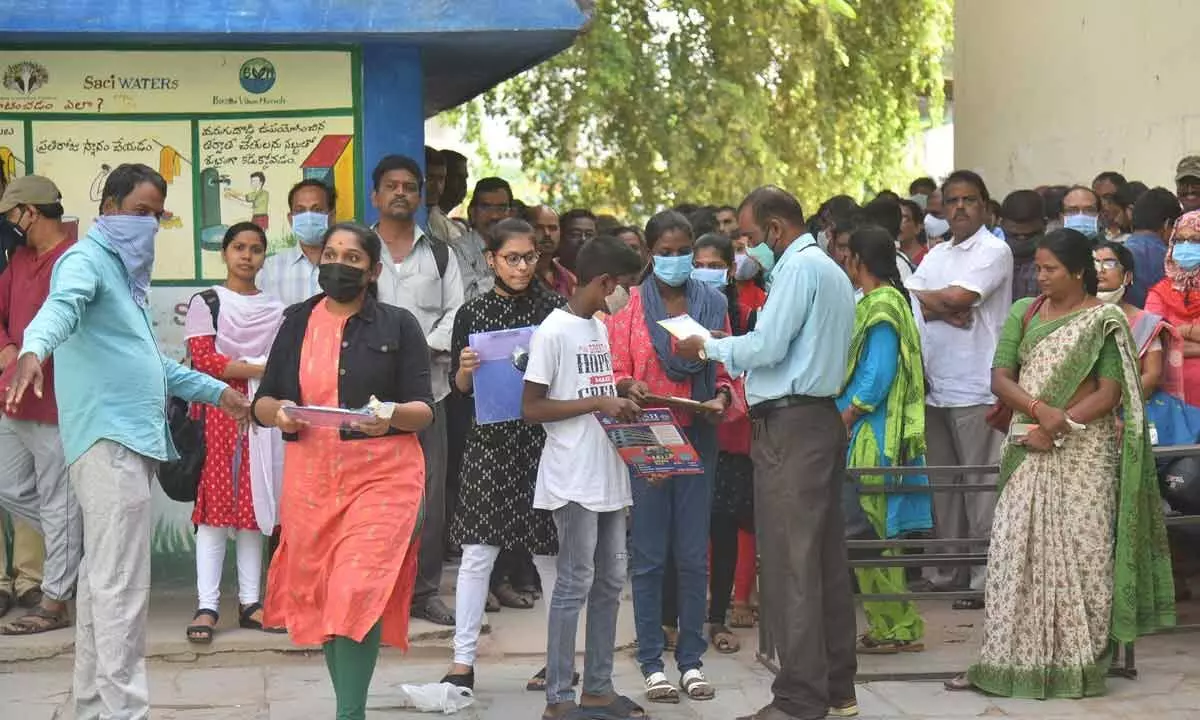 SSC exams start on a smooth note
