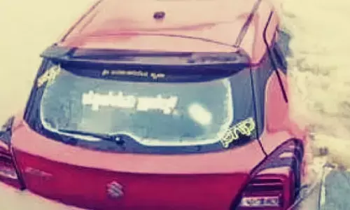 Police And Villagers In Karnataka Saved Four People From Drowning In Flood