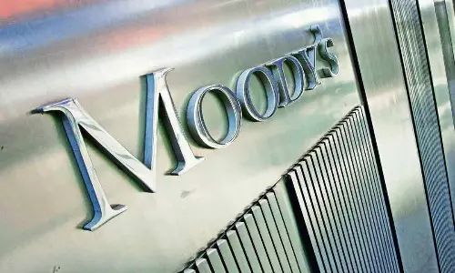 Moodys cuts GDP growth forecast