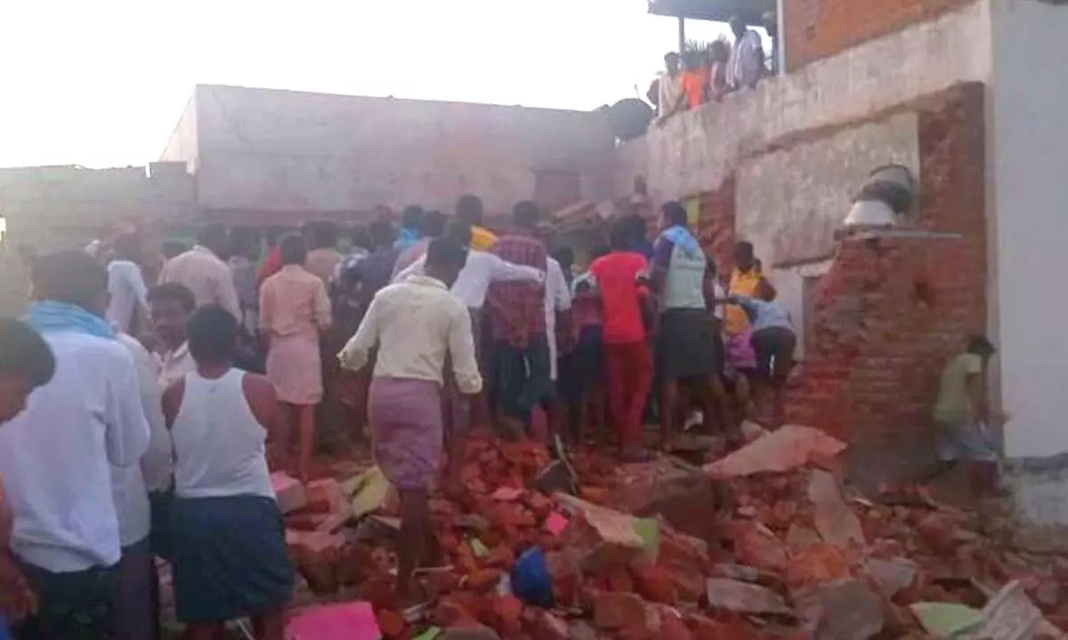 Building collapses after cylinder blast in Amalapuram, 4 killed