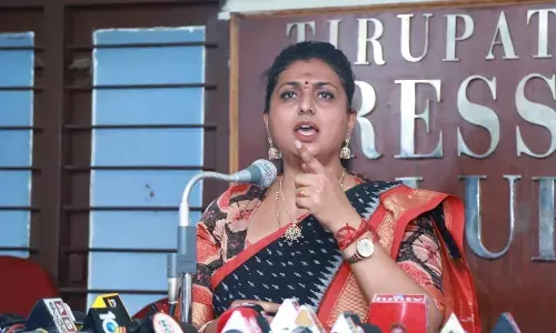 Tourism Minster Roja