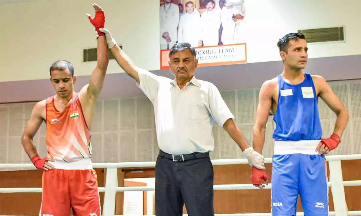 World championship medallist Amit Panghal secures his place in the 51 Kg category in the Indian boxing team for the 2022 Commonwealth Games in the finals of the trials, at the Netaji Subhas National Institute of Sports, in Patiala.  World championship medallist Shiva Thapa secures his place in 63.5 Kg category.