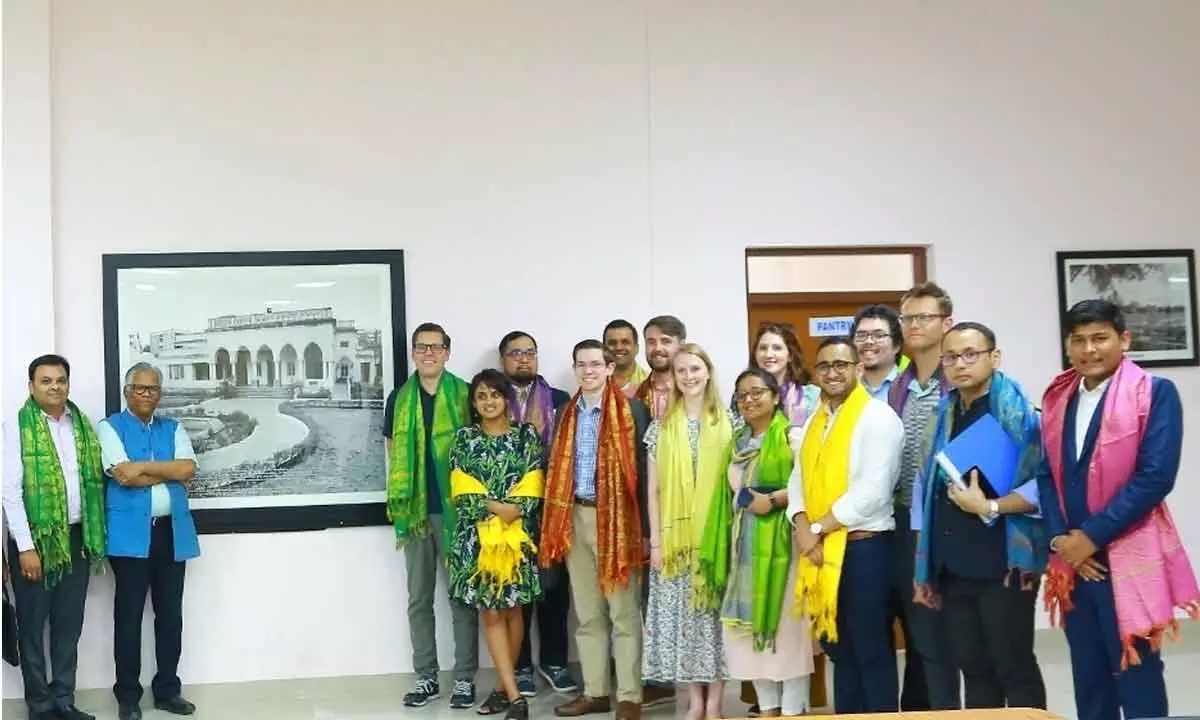 United States Congressional delegation visits UoH