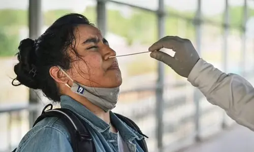 Single-day rise of 3,712 new COVID-19 infections, 5 fatalities