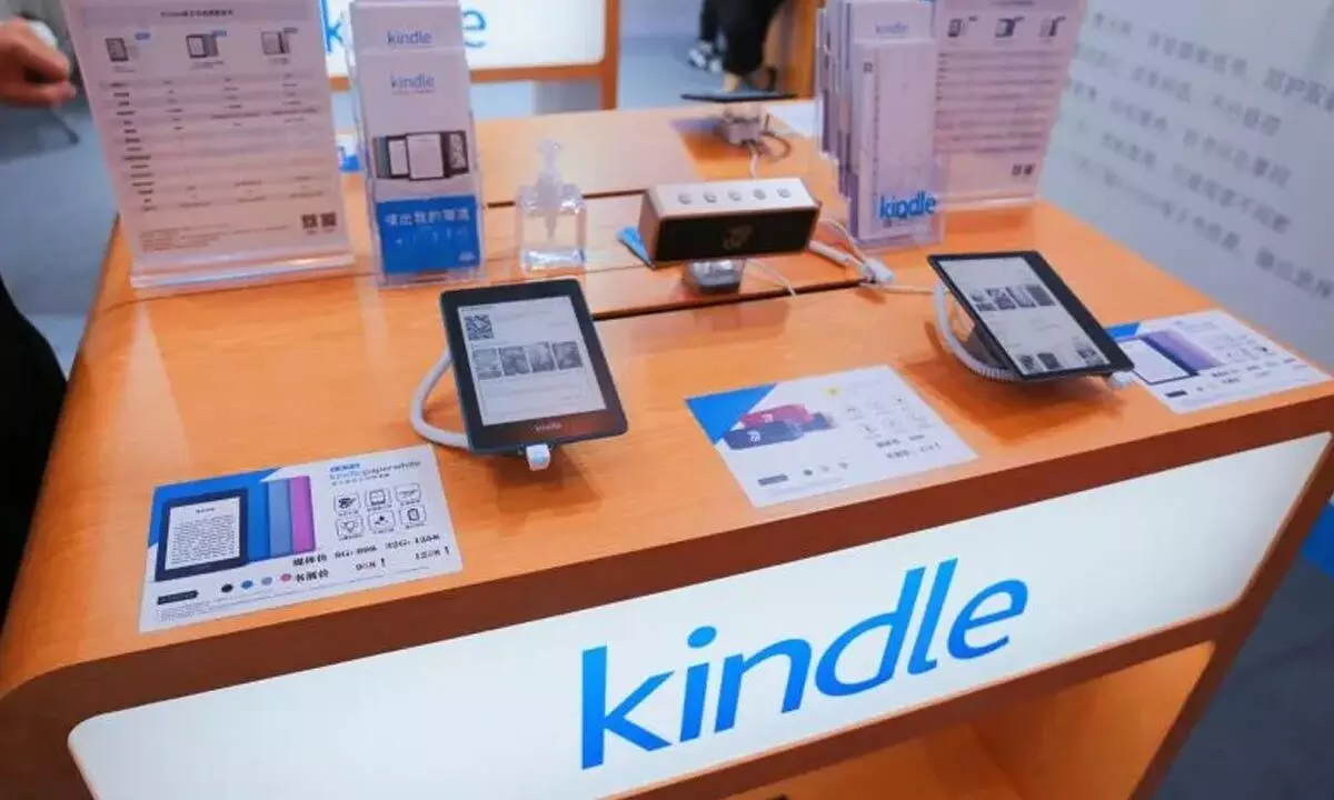 Amazon closes its Kindle store in China