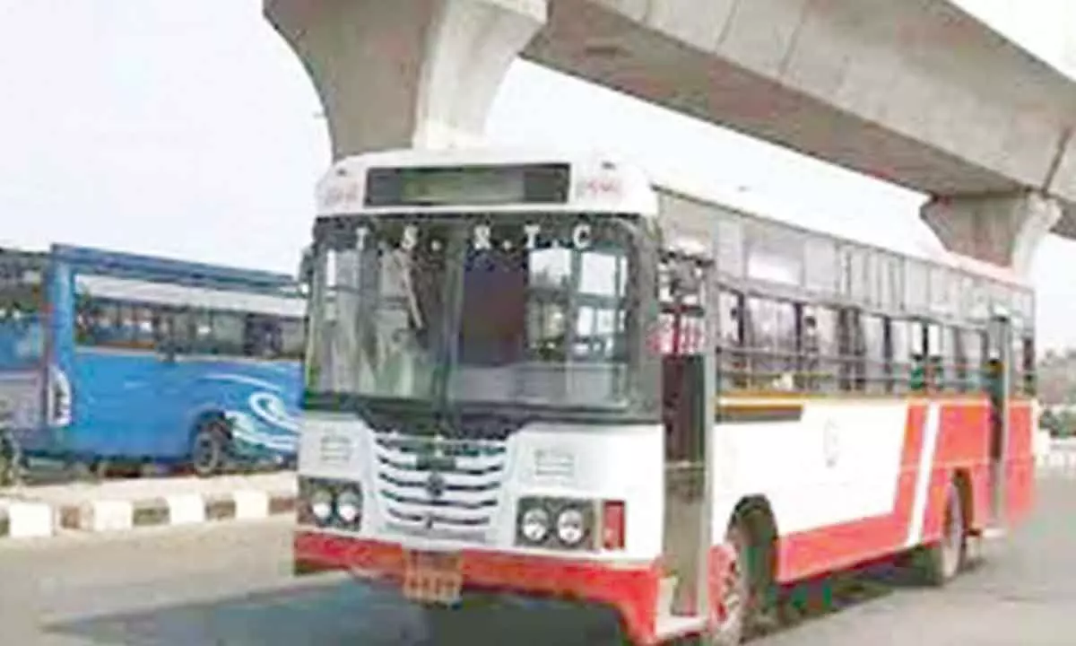 Paucity of buses torments Medchal, Malkajgiri, ECIL route commuters