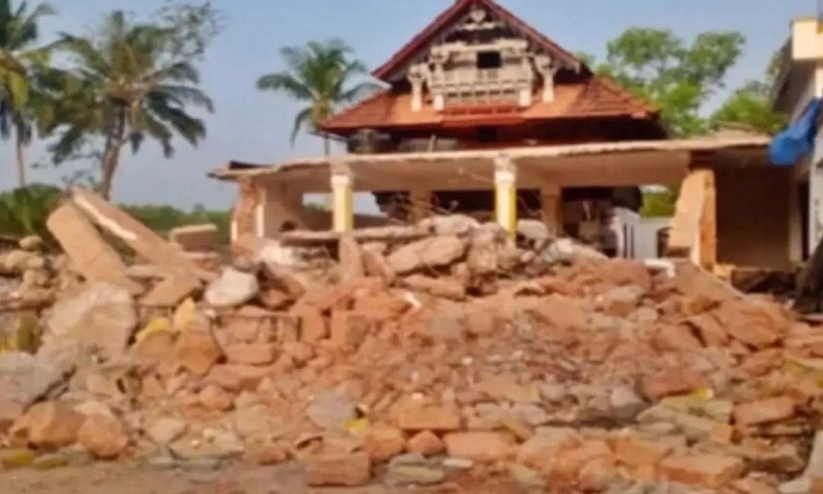 Lingayat seers claim Peer Pasha Dargah built over ‘Anubhava Mantapa’