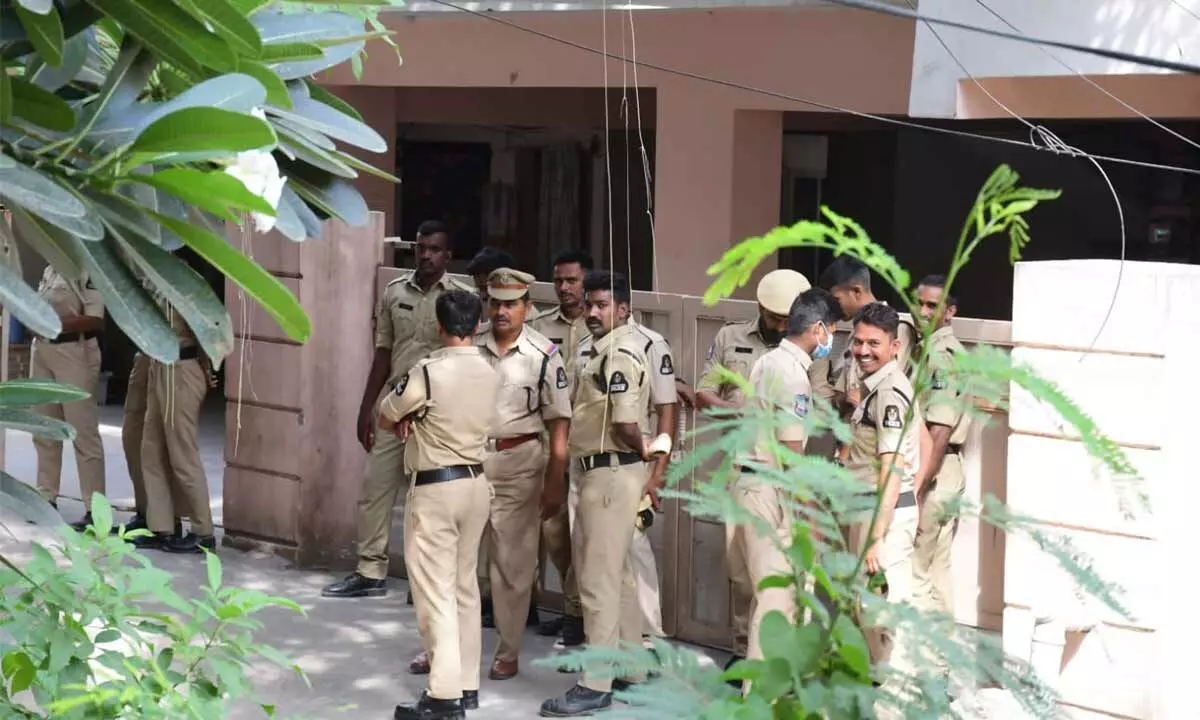 Hike in TSRTC ticket fare: BJP MP Bandi kept under house arrest