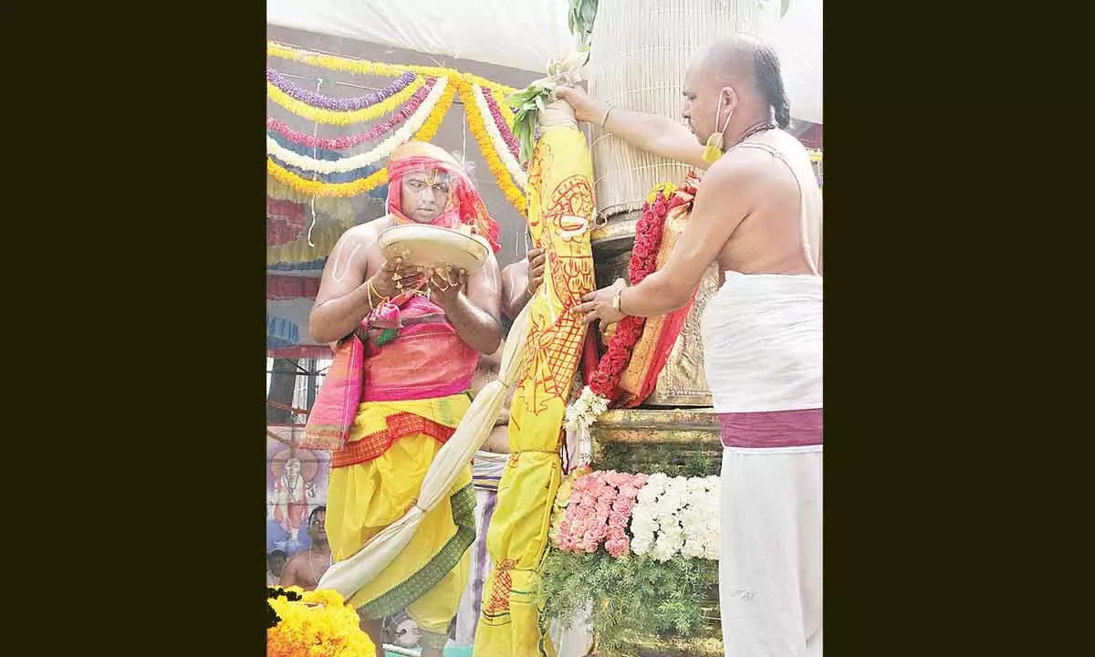 Nine-day Brahmotsavams begin with Dhwajarohanam