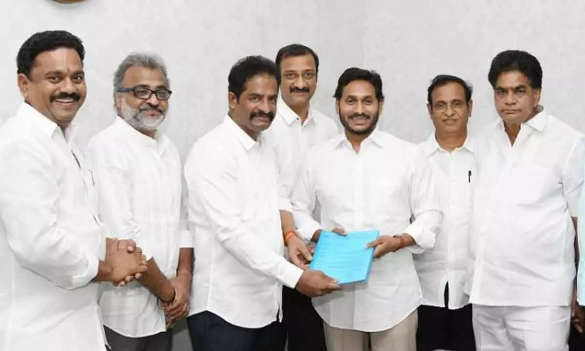 Members of Kshatriya Seva Samithi during a meeting with Chief Minister Y S Jagan Mohan Reddy at his camp office in Tadepalli on Monday