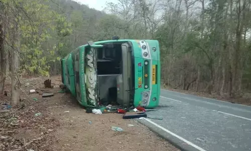 4 killed in road accident in Alluri district