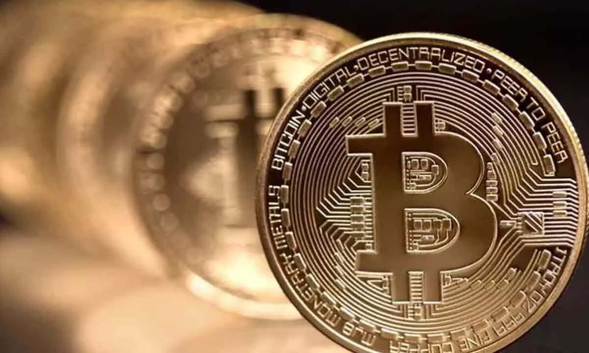 Bitcoin plunges as major crypto lender halts operations