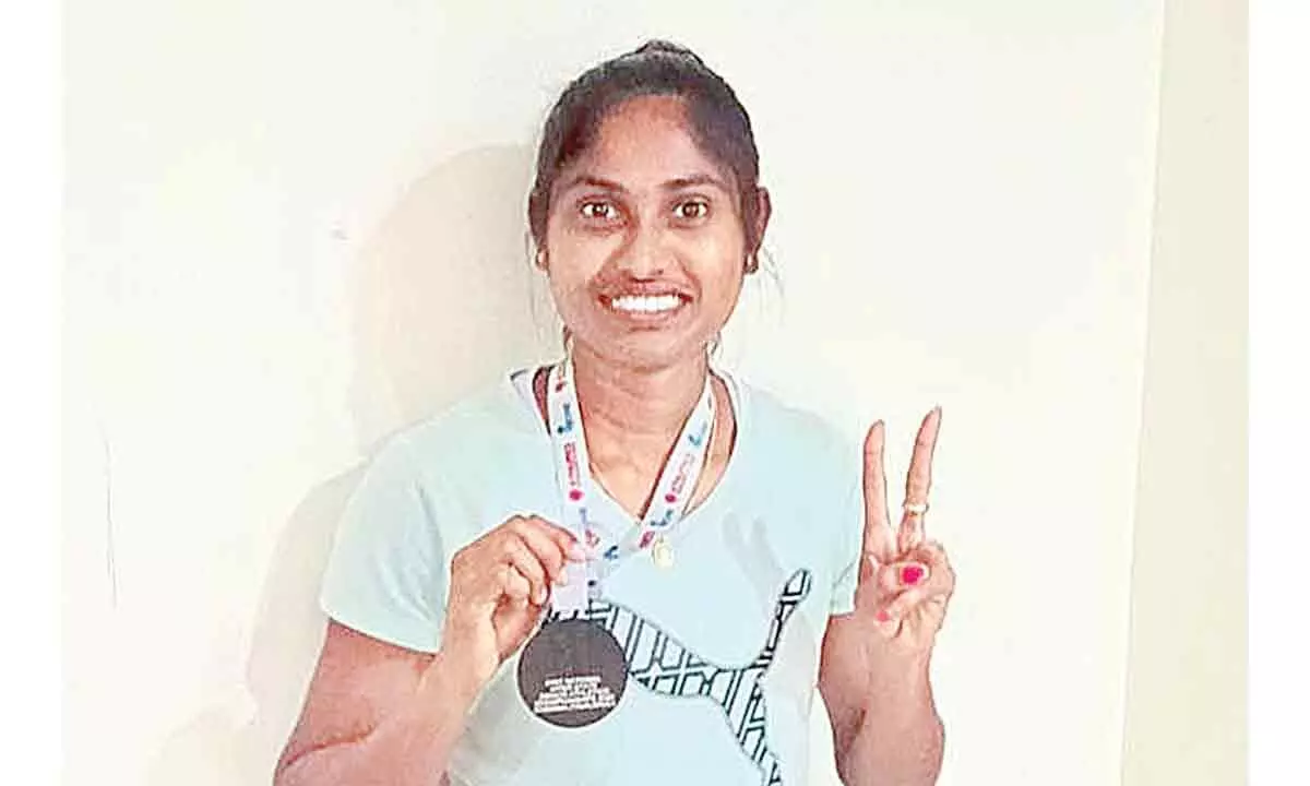 Senior Commercial Clerk G Karthika bagged bronze medal in triple jump event at the National Inter-State Senior Athletic Championship held at Chennai on Tuesday.