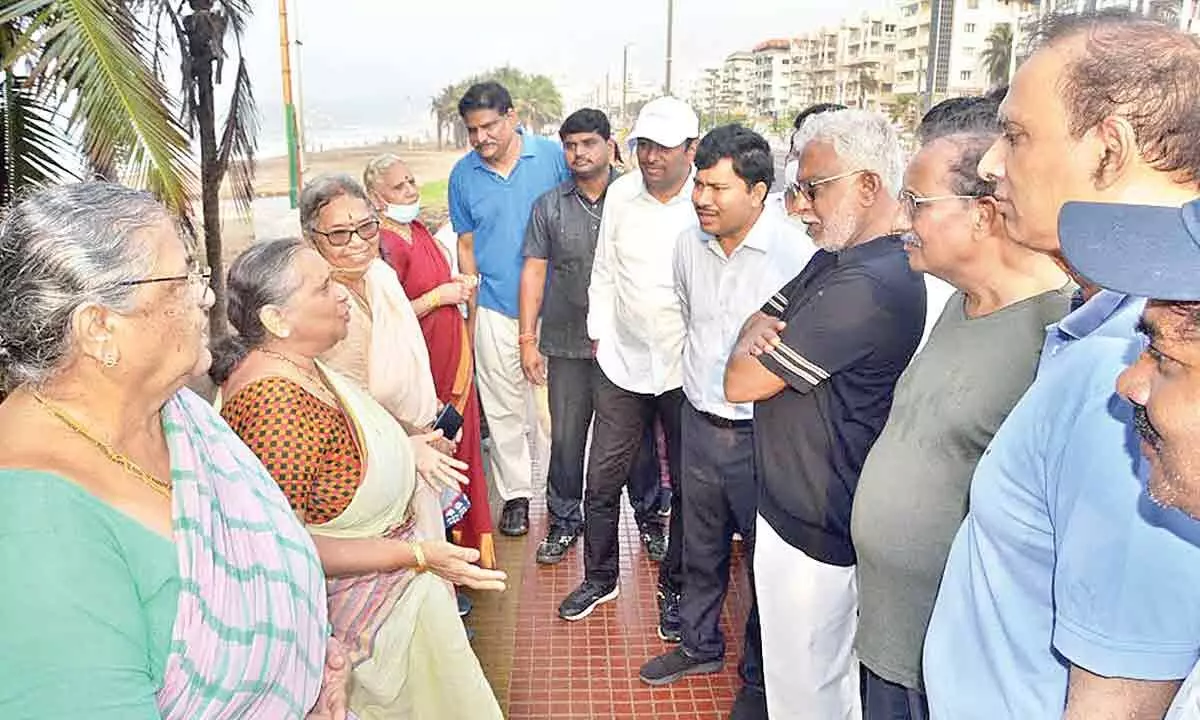 YSRCP Congress in-charge for Visakhapatnam, Anakapalli and ASR districts YV Subba Reddy interacting with senior citizens at RK Beach in Visakhapatnam