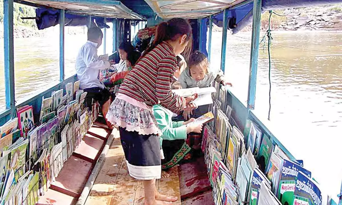 Boat library for children
