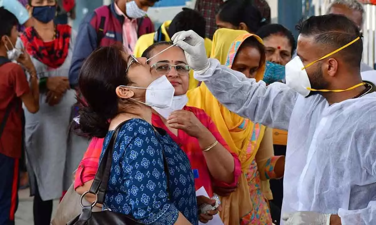 Delhi witnesses slight decline in COVID cases, logs 1,534 fresh infections
