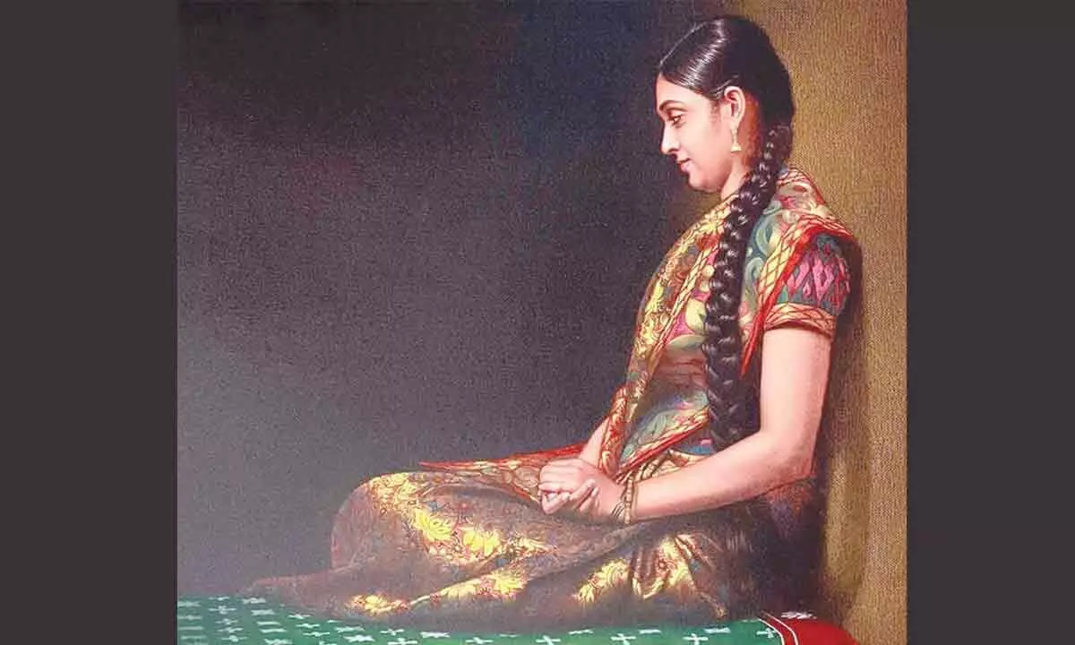 Solapurs pencil artist earns fame sketching women