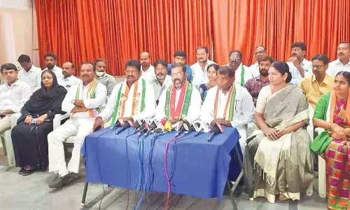 Warangal DCC president N Rajender Reddy speaking to media persons in Hanumakonda on Sunday