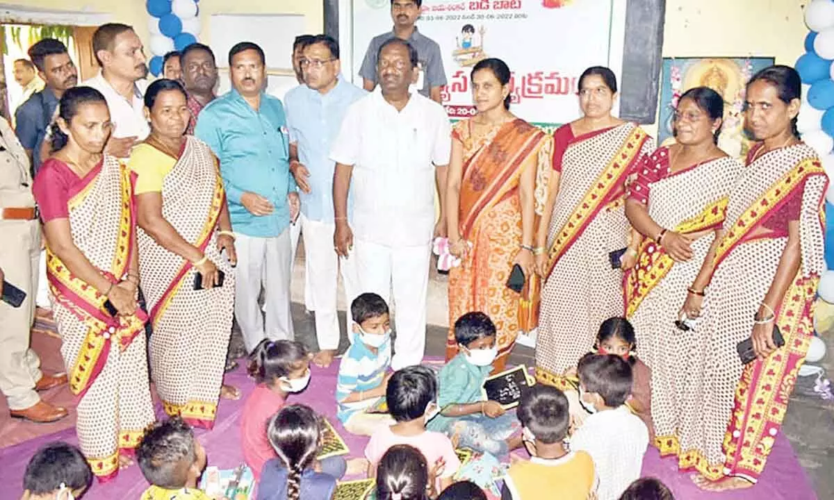 Minister K Eshwar attending the Mana Ooru- Mana Badi programme at Government Upper Primary High School in Pegadapally mandal headquarters in Jagtial district on Monday