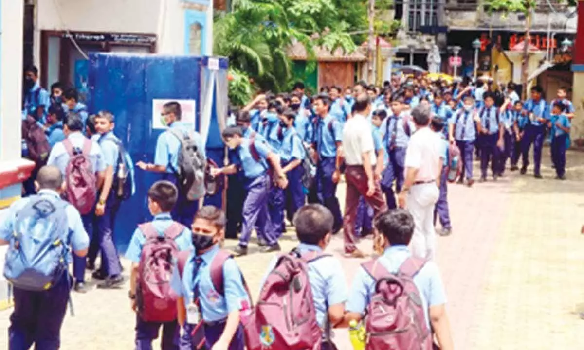 Hyderabad: This govt school offers Rs 5,000 for admission