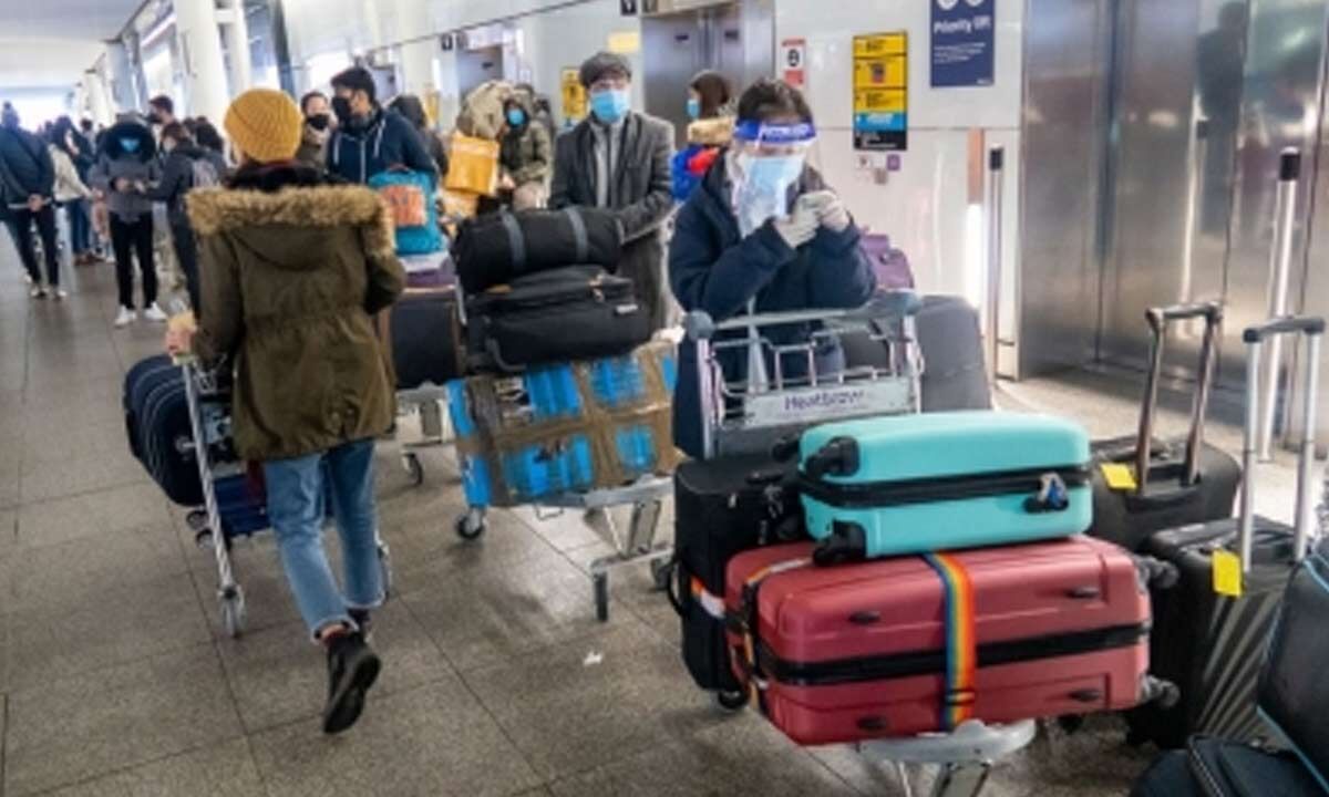 30 flights cancelled at London's Heathrow due to baggage issues