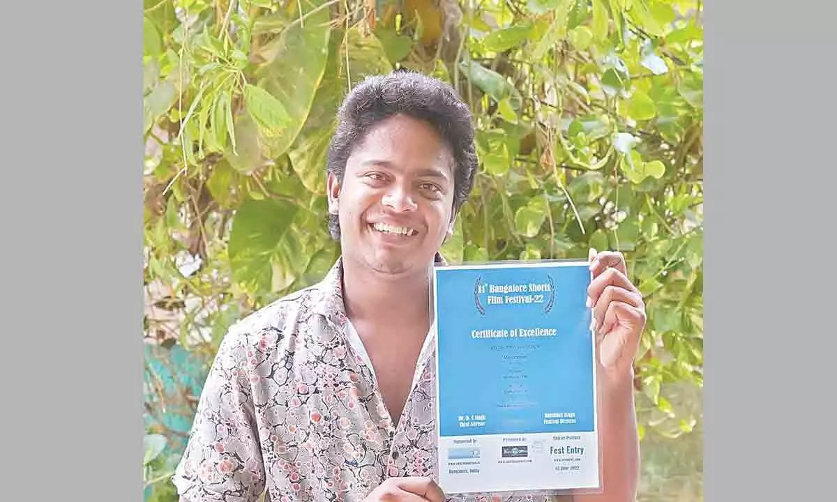 Short film ‘Manoranjan’ producer cum director PRP Krishna Teja showing the certificate