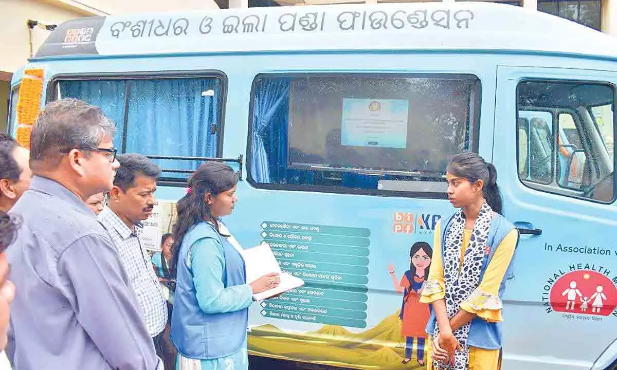 With the aim to address anaemia amongst adolescent girls to supplement the government initiative of Anaemia Mukta Bharat (AMB), Kanya Express, an innovative mobile health van, was launched by the ‘Bansidhar and Ila Panda Foundation’ (BIPF).