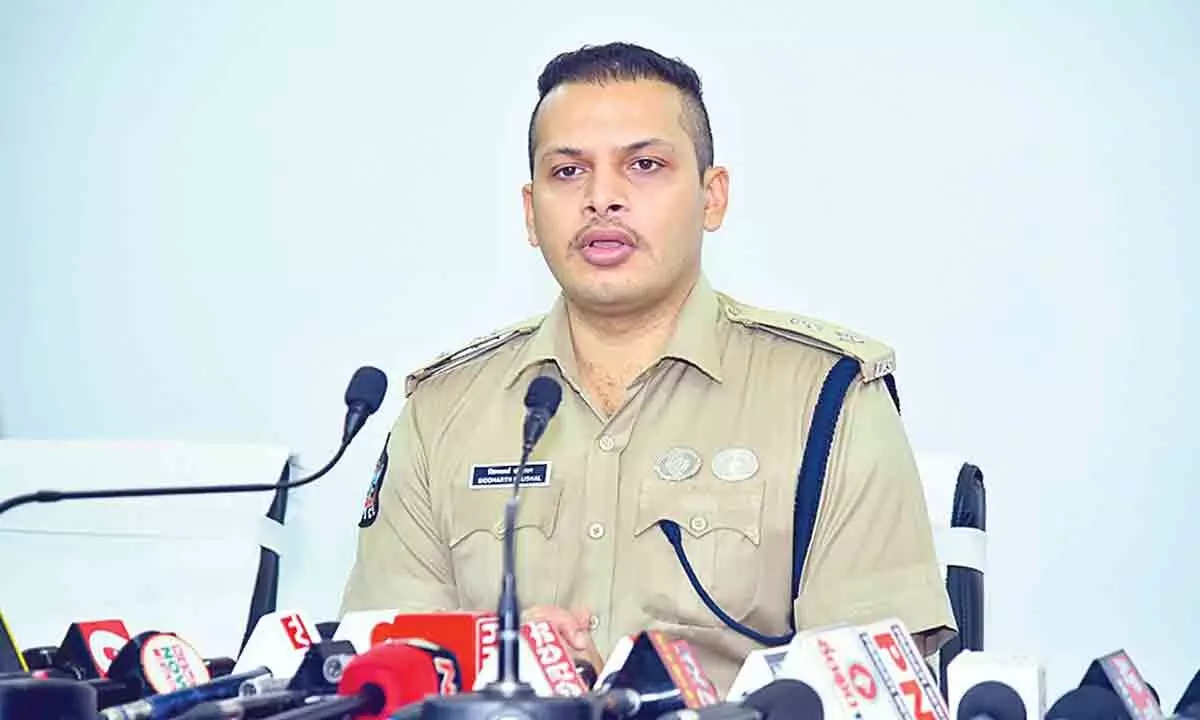 Kaushal took charge as new SP of Kurnool district on Thursday. After assuming the charge, he addressed a press conference at Ved Vyas Auditorium.
