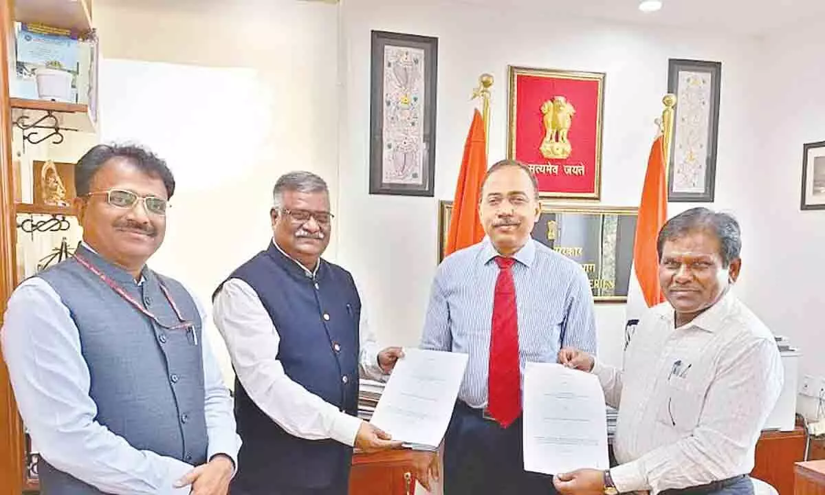 DCI and Department of Fisheries signs an MoU for developing fishing harbours, reservoirs, ponds in New Delhi on Friday