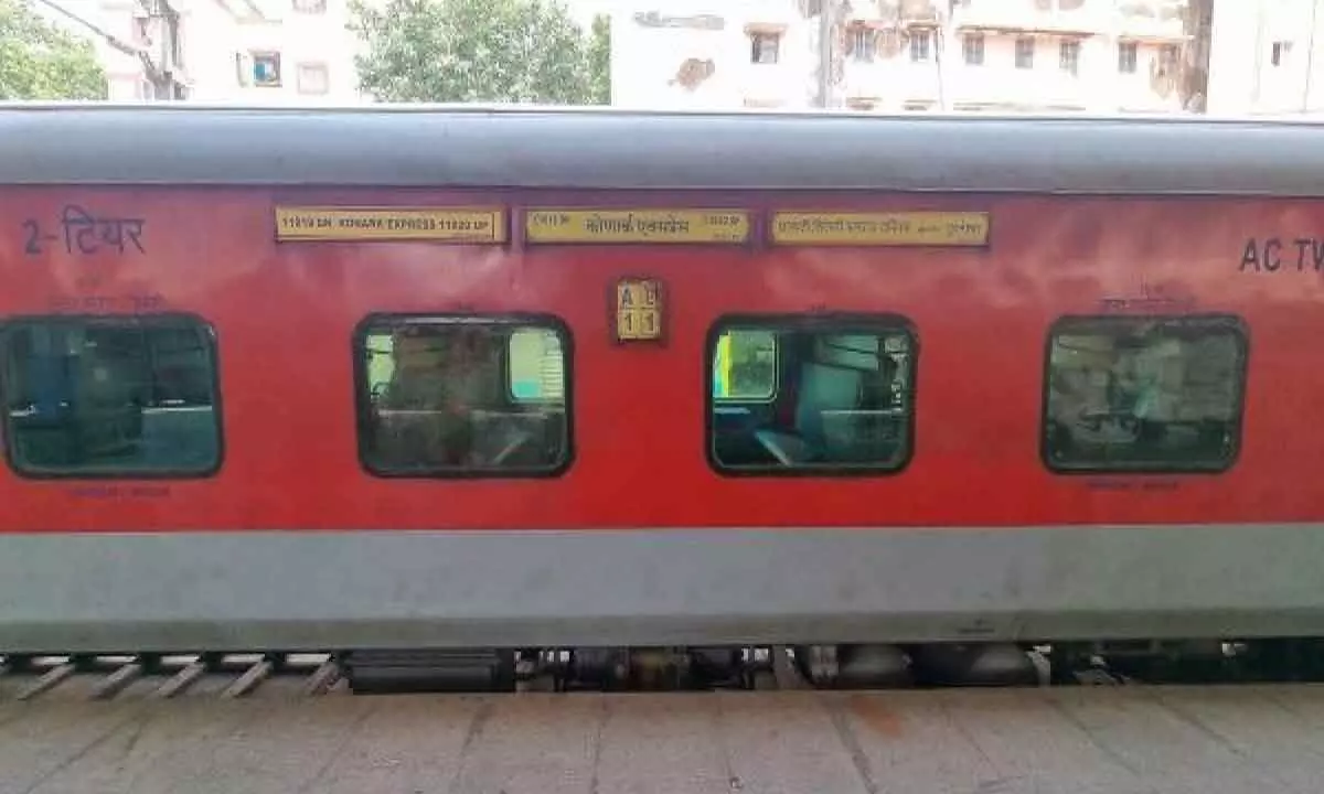 Konark Express halted as smoke breaks out from coaches