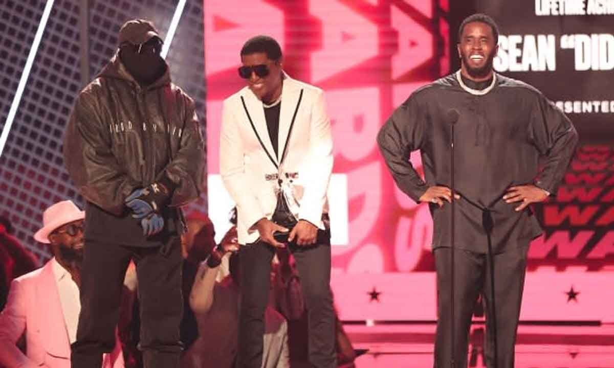 BET Awards 2022 Kanye West Surprises With His FullCoverage Attire And