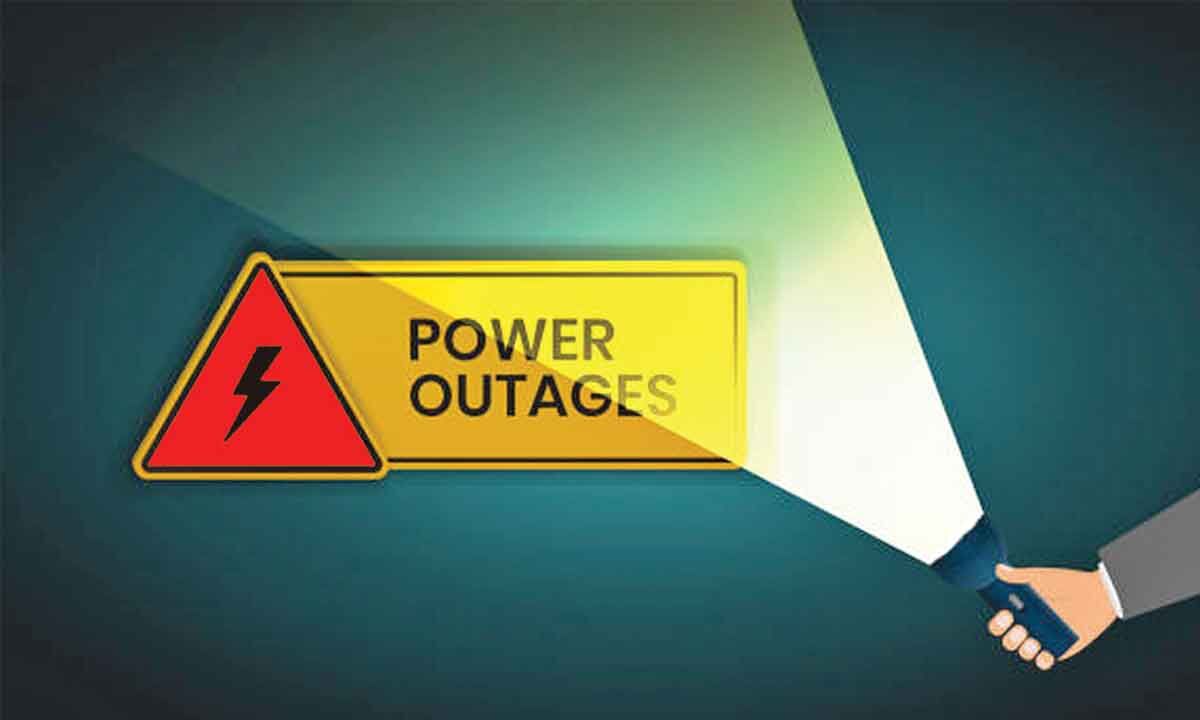 Hyderabad: Erratic Power Cuts Irk Residents Of Old City