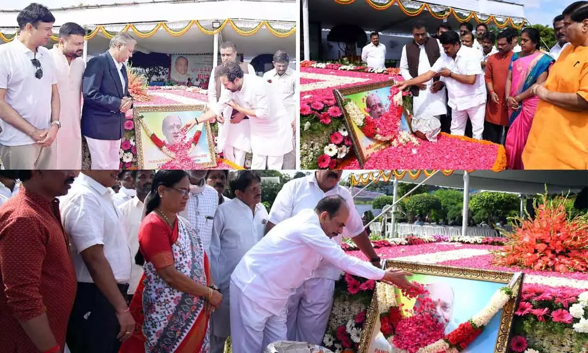 Union Minister G Kishan Reddy and State Ministers’ Talasani Srinivas Yadav, Mohammed Mahmood Ali paying floral tributes to former prime minister PV Narasimha Rao as MLC Vani Devi looks on at PV Ghat in Necklace road, Hyderabad on Tuesday