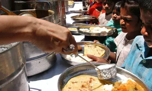 Students fall sick after having lunch in Siddipet