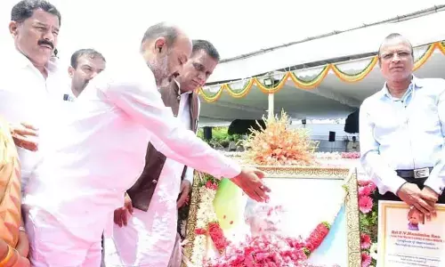 KCR never cared for PV, says Bandi