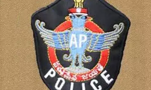 SP suspends 4 police officers for graft