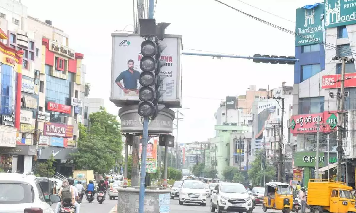 GHMC to install smart signals to avert accidents