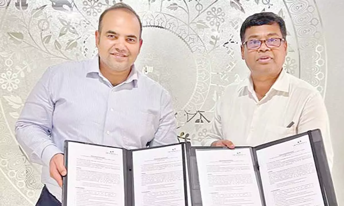 Heads of SITAM and Intercell exchanging MoU in Vizianagaram on Thursday