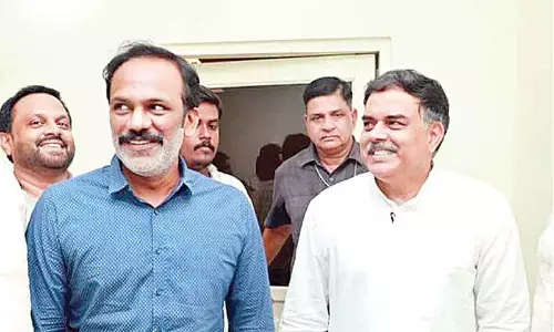 Nadendla Manohar meets Radha, sparks speculation