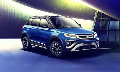 5 Facts you must know before booking Toyota Urban Cruiser Hyryder