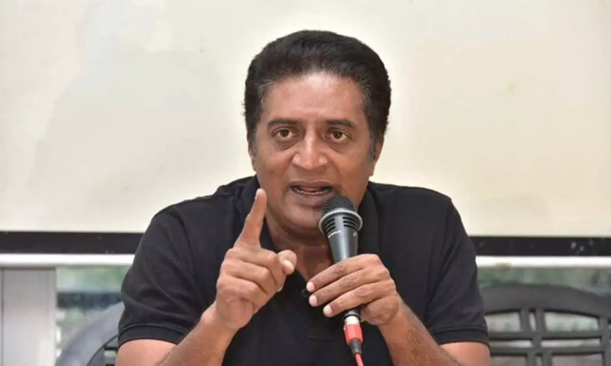 Prakash Raj awaits for Modi’s answers posed by CM KCR