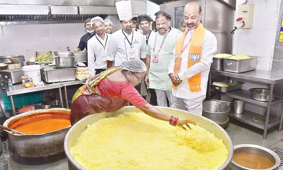 BJP bigwigs savour Telangana delicacies