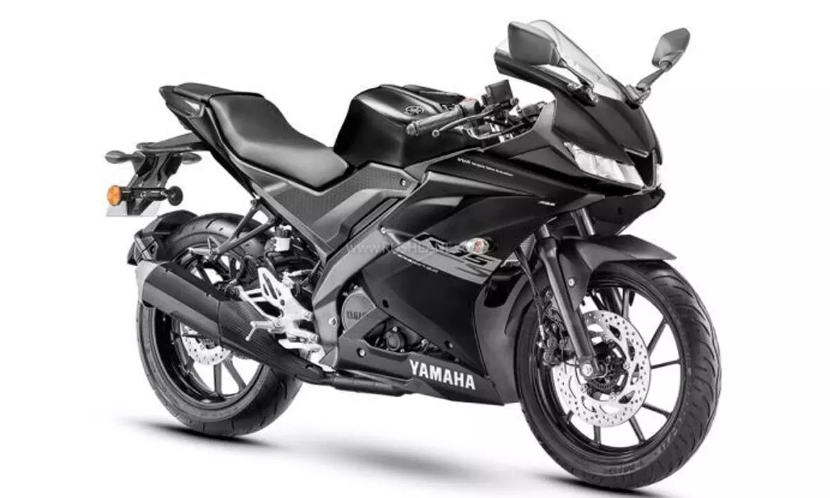 This new shade,black makes the R15S V3 look all the more stealthy and lot more sportier
