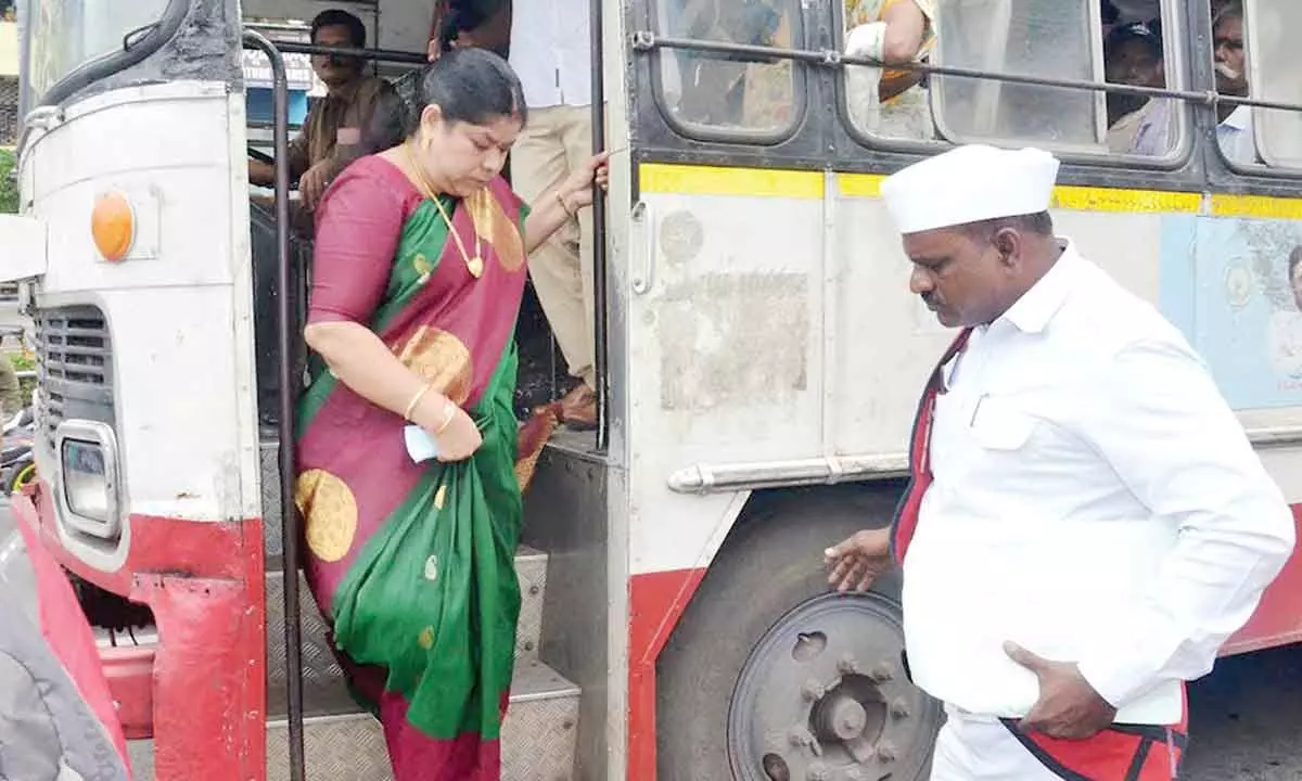 City Mayor Golagani Hari Venkata Kumari alighting from the bus to attend a programme in Visakhapatnam on Monday