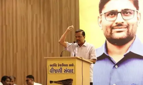 Kejriwal promises to visit Gujarat every week, raise peoples issues